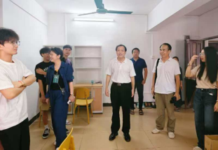 温暖传递 同“新”同行 温暖传递 同“新”同行