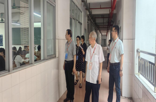 校领导巡考严把关,考风学风焕新颜—— 2024—2025学年第二学期期末考试有序开展 校领导巡考严把关,考风学风焕新颜—— 2024—2025学年第二学期期末考试有序开展