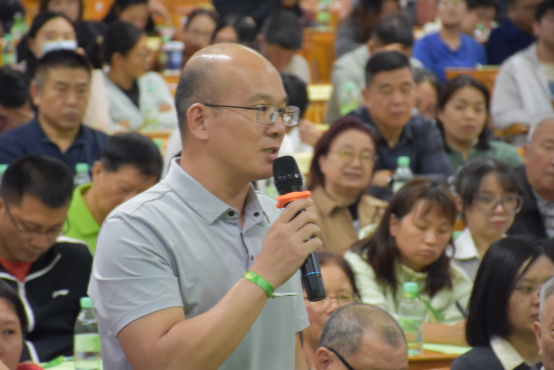 35载深耕职教!私立华联学院200人共话产教融合新未来 35载深耕职教!私立华联学院200人共话产教融合新未来