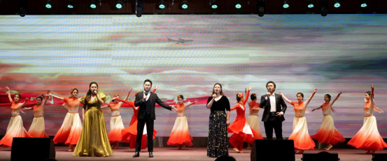 华联今夜星光璀璨！建校35周年文艺晚会燃情上演
