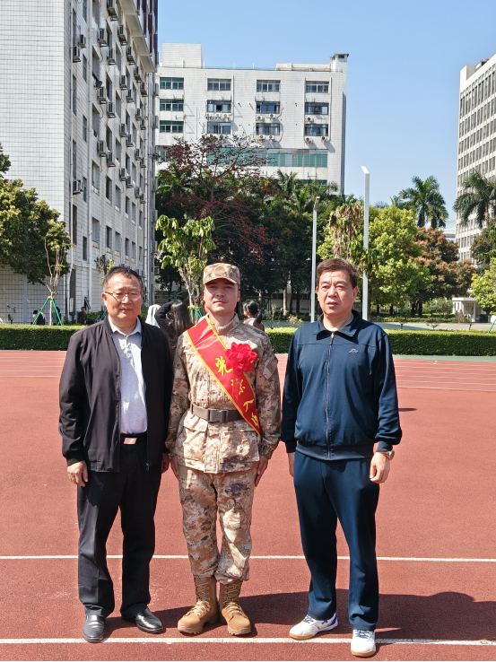 我校出席广州市天河区2026年春季新兵入伍欢送大会