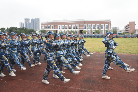 2026级新生军训圆满收官