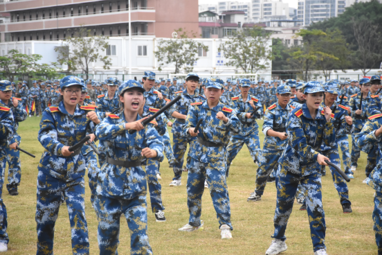 2026级新生军训圆满收官